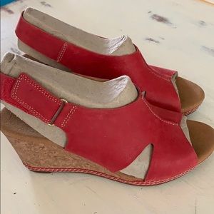Clarks size 8 wedges. Red suede.